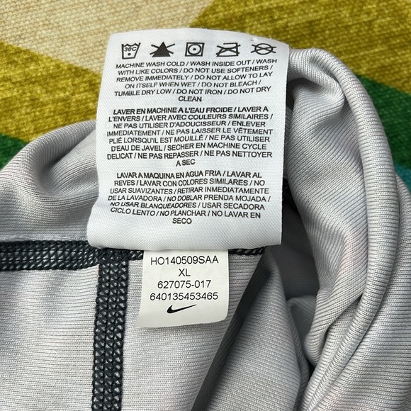 NIKE DRI-FIT | “Just Do It” cropped pants - Picture 6 of 6